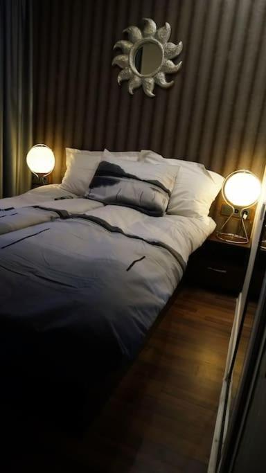 Sofia Zen - On Metro, Ultra Fast Wi-Fi Apartment Екстериор снимка